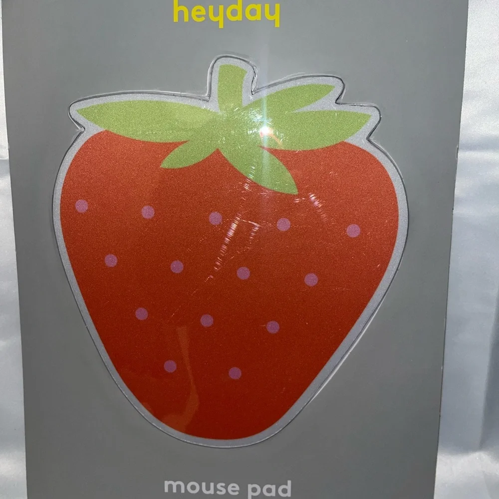 Heyday Strawberry-Shaped Mouse Pad in Red and Green